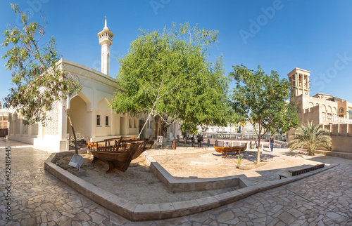 Canvas Print Traditional Arabic street in Bastakiya, Dubai