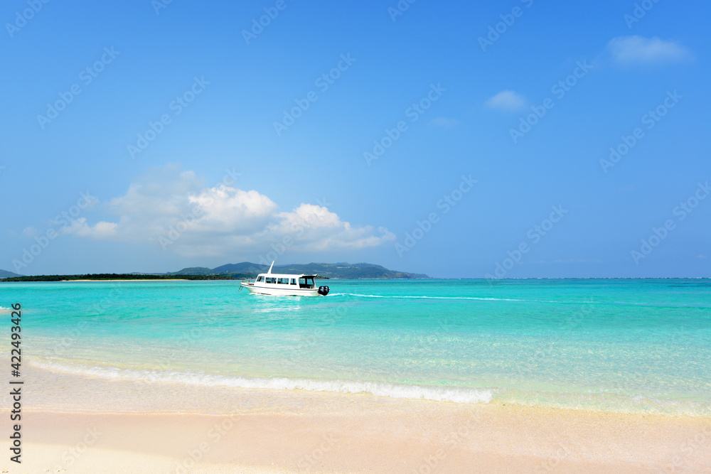 美しい沖縄の海