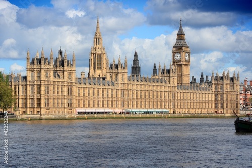 Big Ben - Palace of Parliament in London