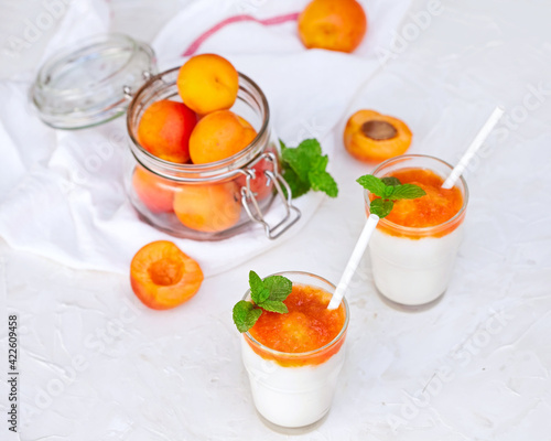 apricot dessert for summer 