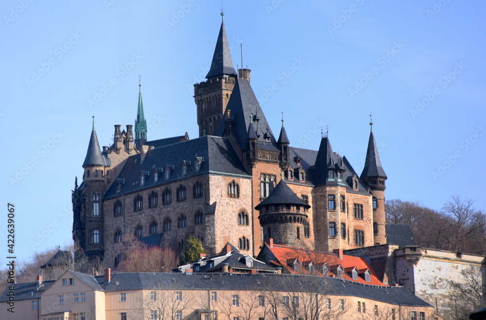  Schloss Wernigerode vor strahlend blauem Himmel