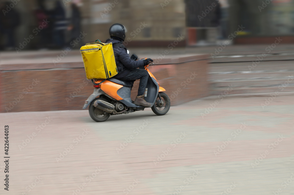 Fototapeta premium Scooter courier