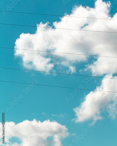 Nubes en un día soleado.