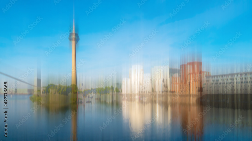 Abstrakt Mehrfachbelichtung Medienhafen mit Fernsehturm in Düsseldorf Rhein