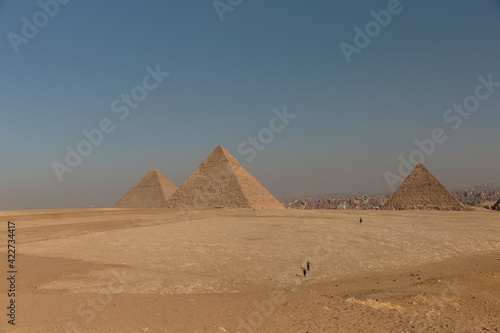 Panoramic view of the Giza plateau.