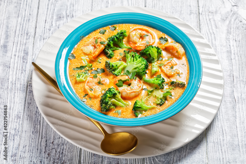 Creamy Tomato Soup with Shrimp and Broccoli Creamy Tomato Soup with Shrimp and Broccoli