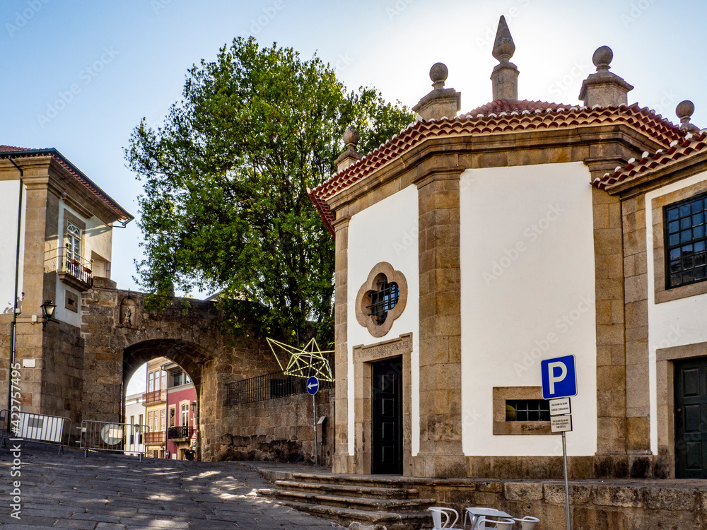 "Porta do Soar" and Chapel of Our Lady of Remedies in Viseu. - obrazy, fototapety, plakaty 