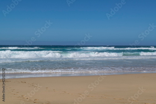 waves on the beach © danielqh