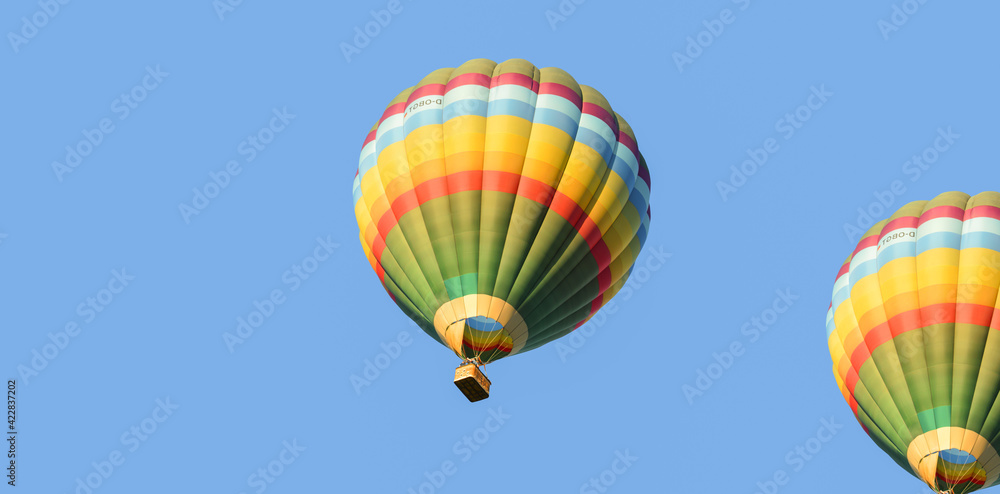 Fototapeta premium hot air balloons in the blue sky.