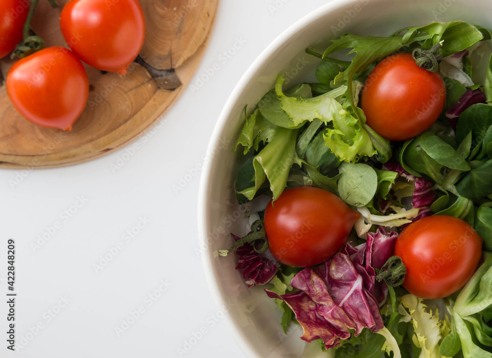 insalata e pomodori insalata e pomodori