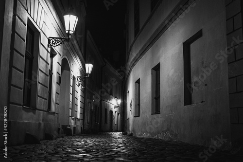 Photography old streets of Prague at night