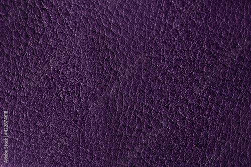 Textura de cuero morado/lila/violeta. Fondo abstracto. Diseño con relieve.