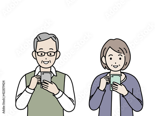 スマートフォン　操作　使う　老夫婦　シニア　高齢者　男女　電話　イラスト素材