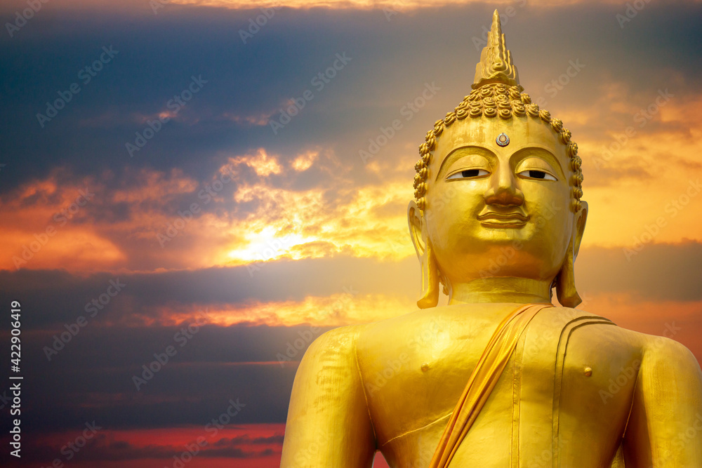 Big golden buddha at Pracharat Bamrung Temple or Wat Rang Man Kamphaeng Saen, Nakhon Pathom, Thailand Big golden buddha at Pracharat Bamrung Temple or Wat Rang Man Kamphaeng Saen, Nakhon Pathom, Thailand