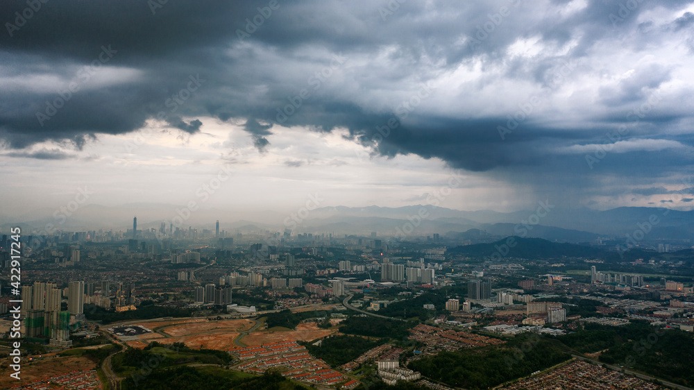 Obraz premium A dramatic sky from Malaysia.