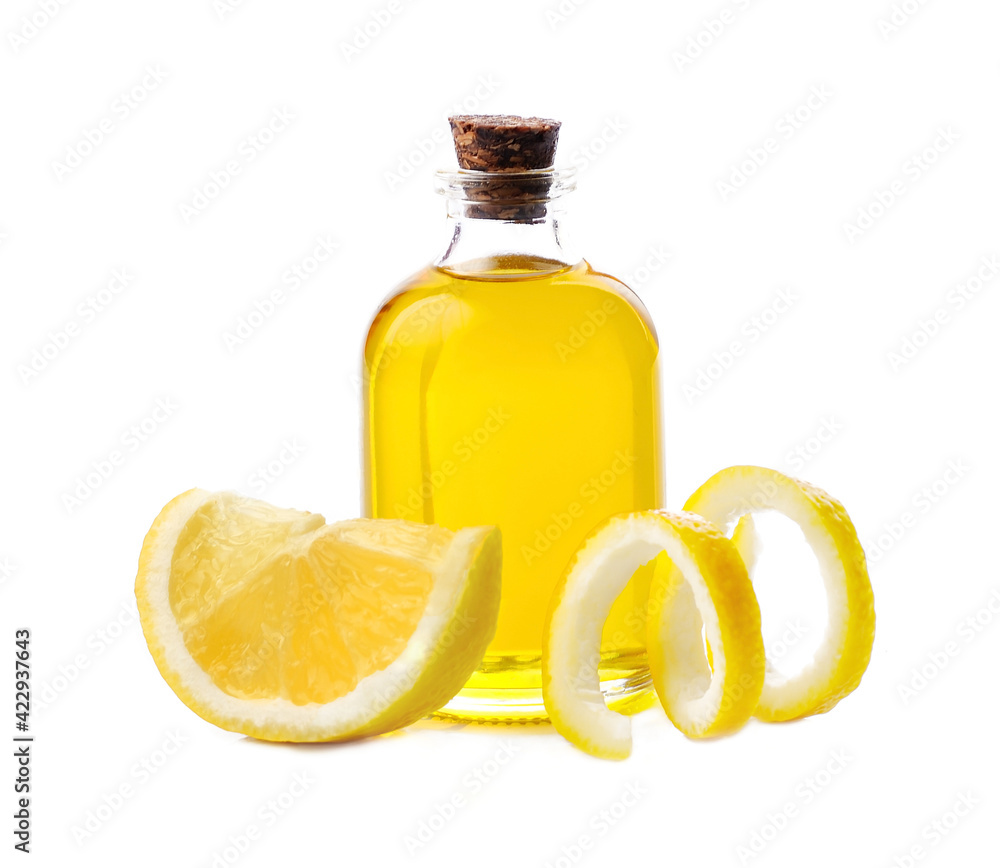 Lemon essential oil with lemon slice Lemon essential oil with lemon slice