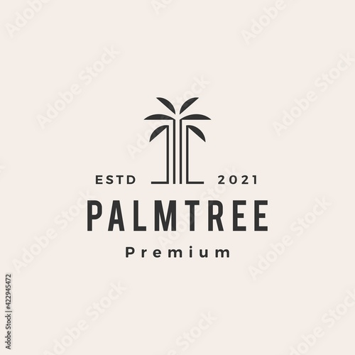 palm tree hipster vintage logo vector icon illustration