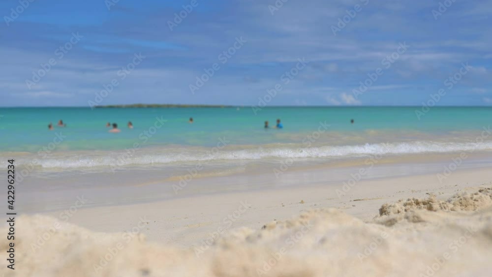 Turquoise water in the ocean in hawaii in 4k slow motion 60fps
Turquoise water in the ocean in hawaii in 4k slow motion 60fps
