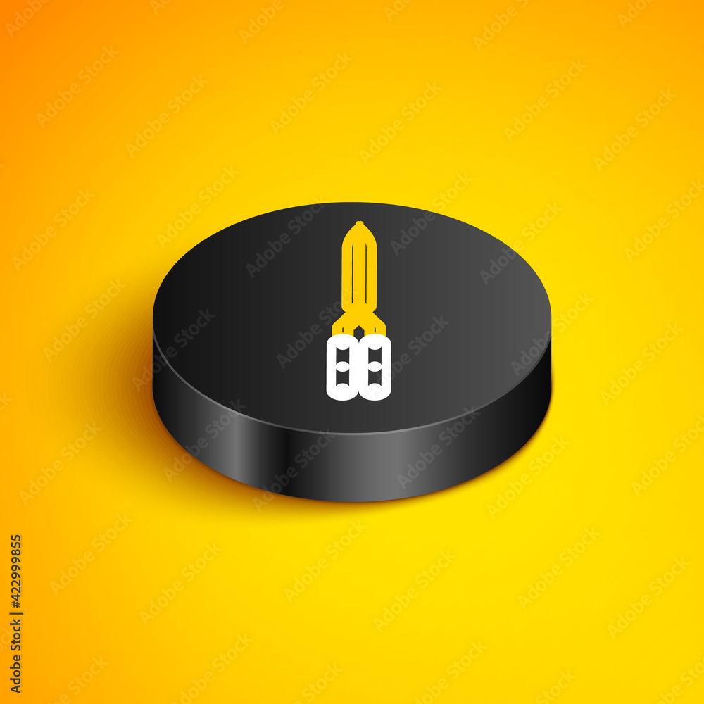 Obraz premium Isometric line Gardening handmade scissors for trimming icon isolated on yellow background. Pruning shears with wooden handles. Black circle button. Vector