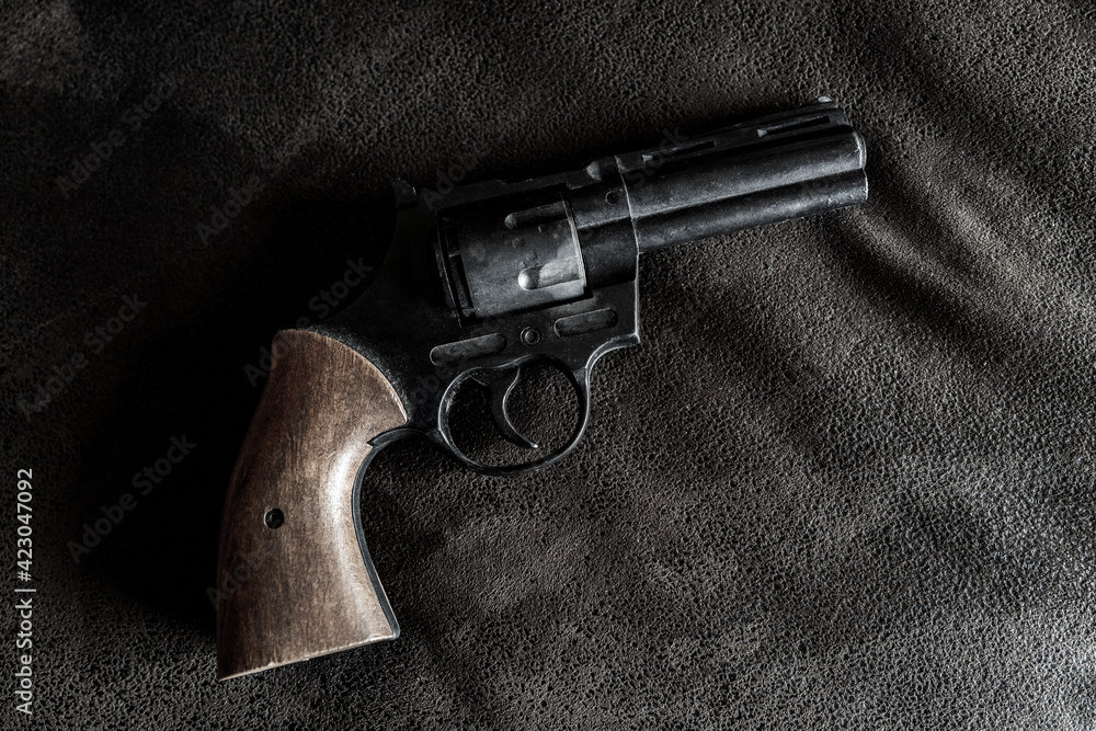 Fotografie revolver calibre 9 mm
