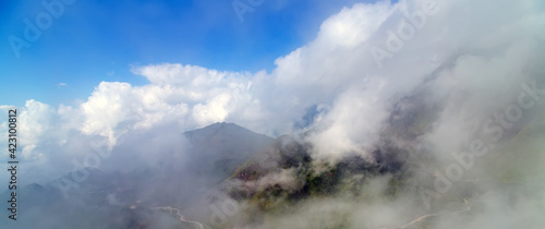 Mountain top cloud beauty sky view fog peak