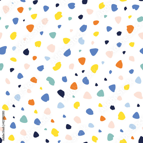 Fototapeta Naklejka Na Ścianę i Meble -  Abstract hand drawn dots and irregular shapes randomly placed seamless repeat pattern. Multicolor confetti like all over print with whitebackground.