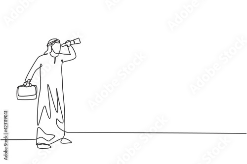 Single continuous line drawing young Arab business man forecast market using monocular. Professional forecaster. Minimalism metaphor concept. Dynamic one line draw graphic design vector illustration