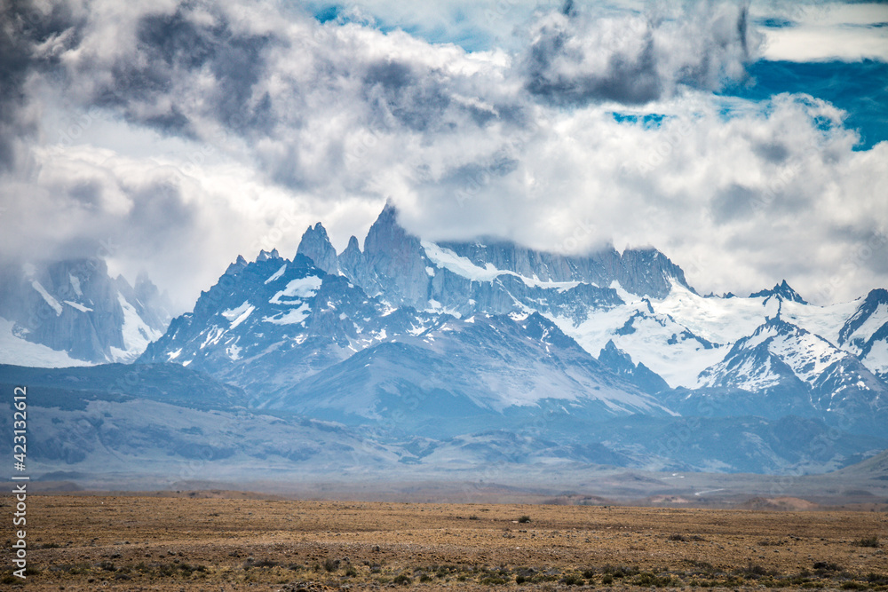 Fototapeta premium on the way to el chaltén, mount fitz roy, patagonia, argentina, chile, 