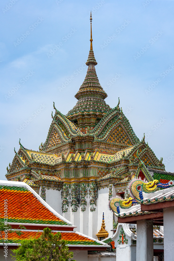 Fototapeta premium Wat Pho Monastery - Bangkok - Thailand