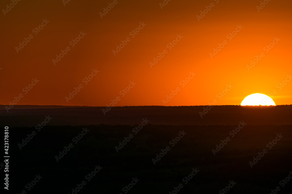 Obraz premium Sunset in the Monfragüe natural park.