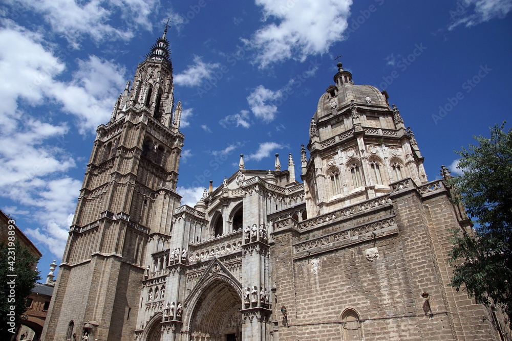 Toledo Cathedral in Toledo, Spain.The Primate Cathedral of Saint Mary of Toledo, 13th century high gothic cathedral of Toledo, Spain