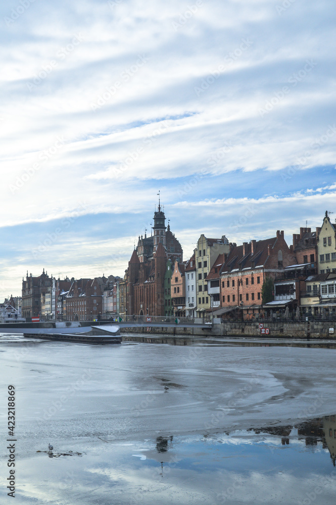 Gdańsk nadbrzeże nad Motławą