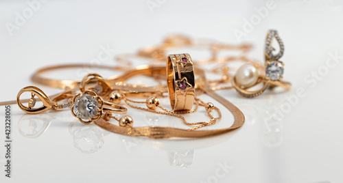 Sets of gold jewelry for girls