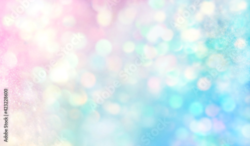 淡い桃色から淡い青緑色へ pale pink　bule　gradation