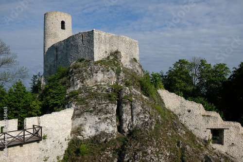 Ruins of medieval castle. It is Pilcza castle on Eagles Nests trail in the Jura region, Smolen, Krakowsko-Czestochowska Upland, Silesia, Poland © Iwona