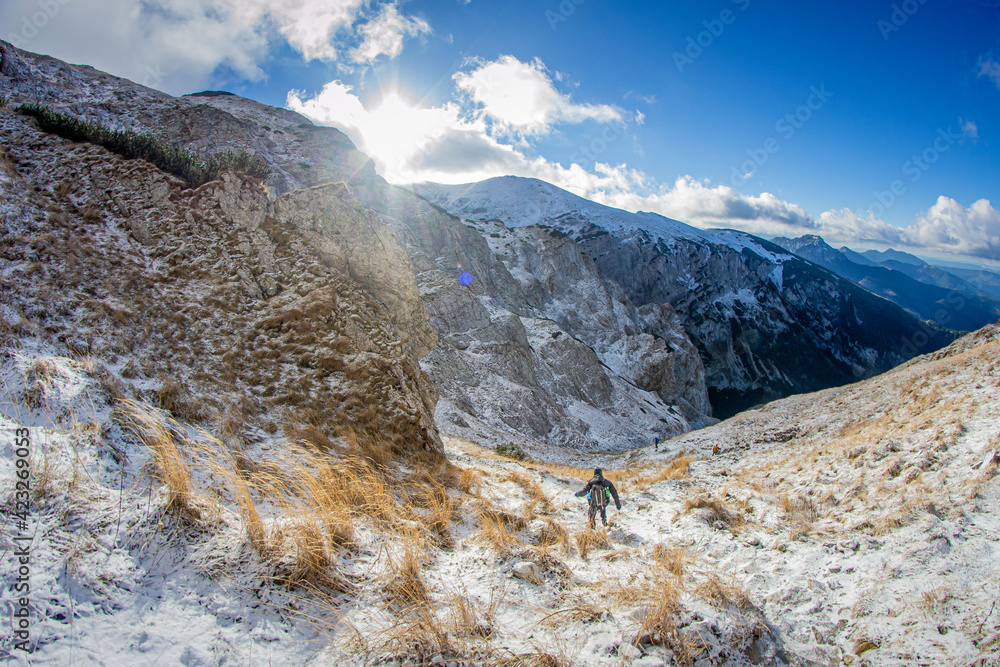 Szlak z Czerwonych Wierchów do Doliny Miętusiej, Tatry