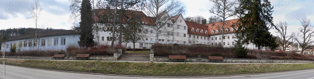 Treuchtlingen - Altes Krankenhaus vor dem Abriss 2021 Treuchtlingen - Altes Krankenhaus vor dem Abriss 2021