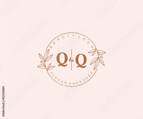 initial QQ letters Beautiful floral feminine editable premade monoline logo suitable for spa salon skin hair beauty boutique and cosmetic company.