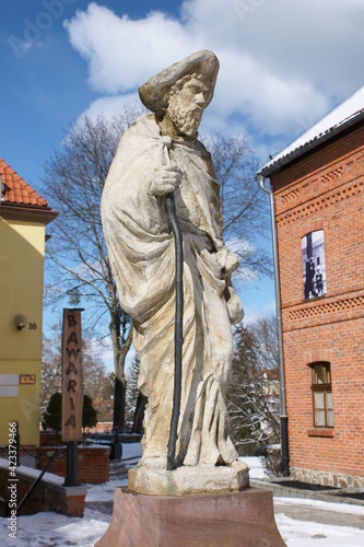 Olsztyn. Pomnik św. Jana. Polska - Mazury - Warmia.
