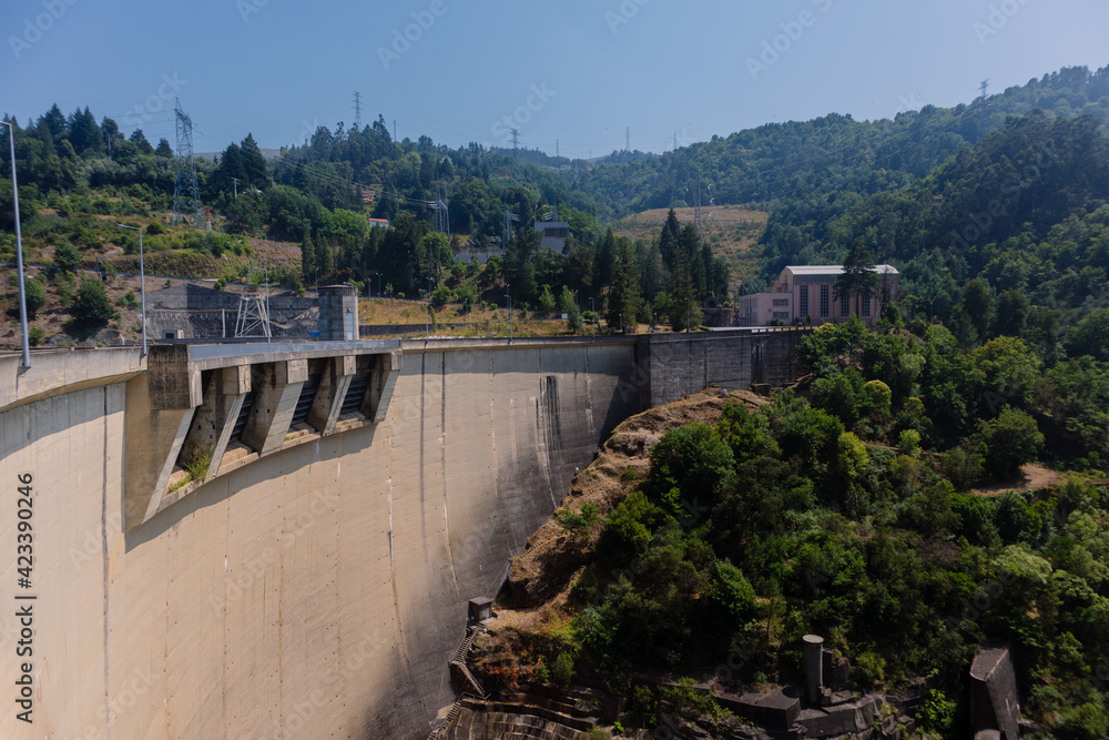 Empty side of the dam of Salamonde, Gerês