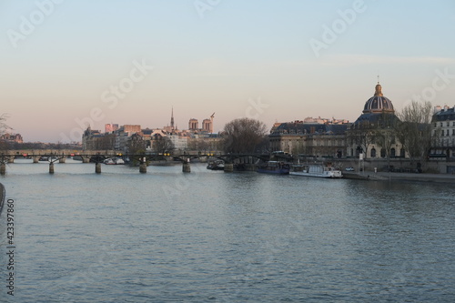 The bridge of Paris. march 2021, Paris. © Yann Vernerie