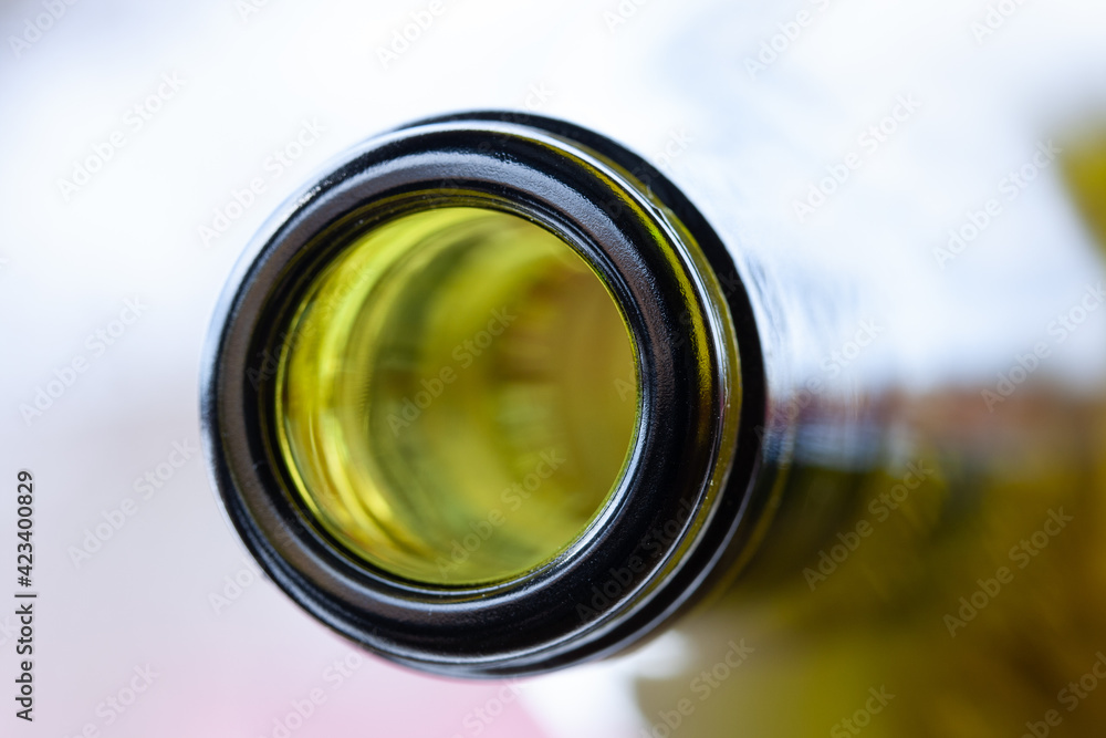 Narrow Neck Wine Glass Bottle