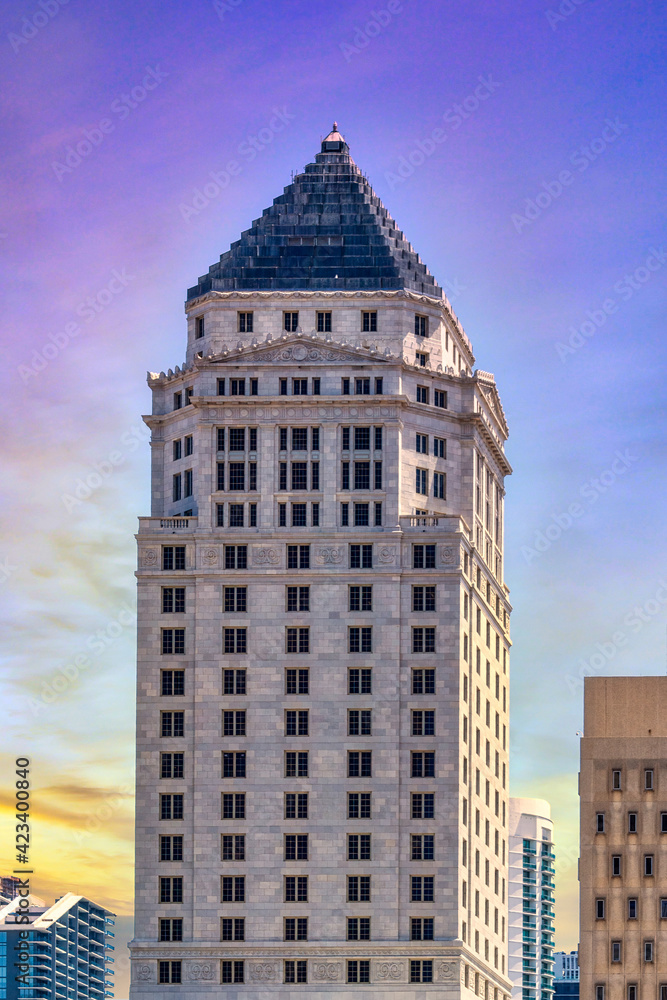 Fototapeta premium Miami Dade County Courthouse Building Exterior, Florida, USA