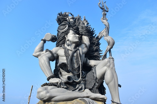 Lord Siva Statue in Aazhimala Siva Temple