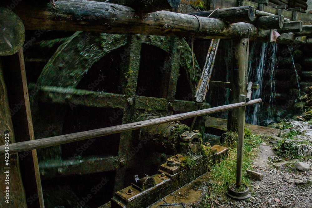 Dolina Kwaczańska, młyny, skansen, Słowacja