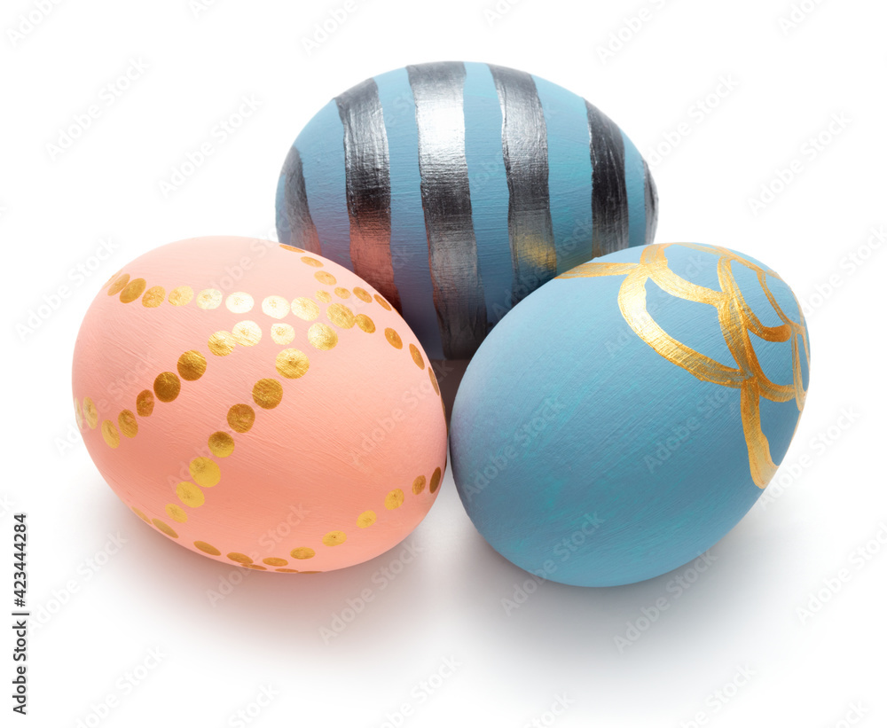 Obraz premium traditional painted Easter eggs isolated on white background