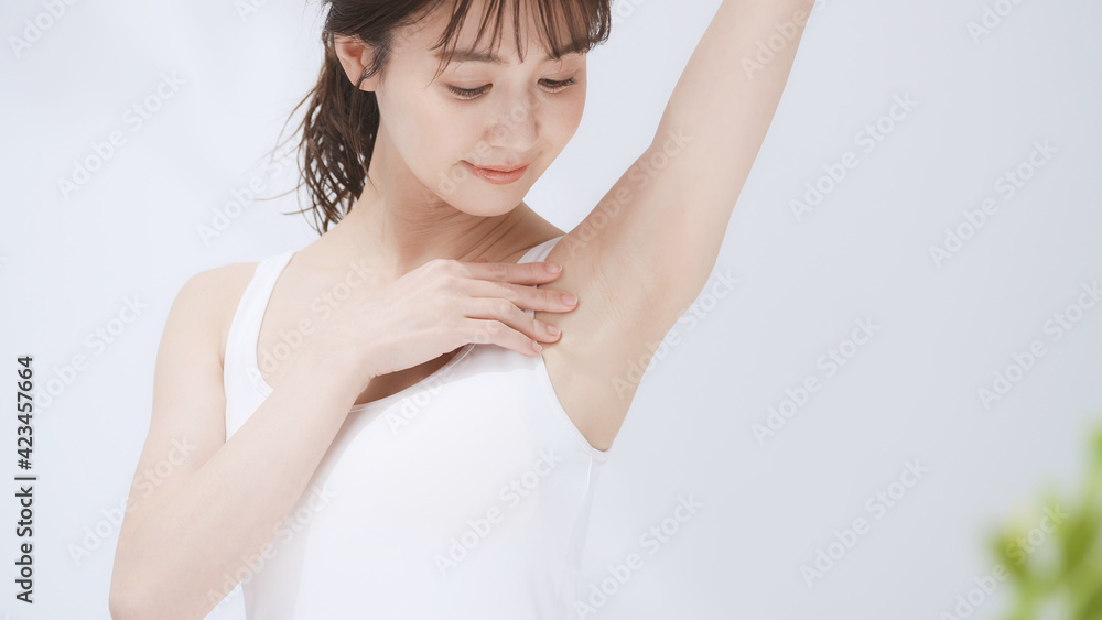 女性・わき・ムダ毛処理・脱毛