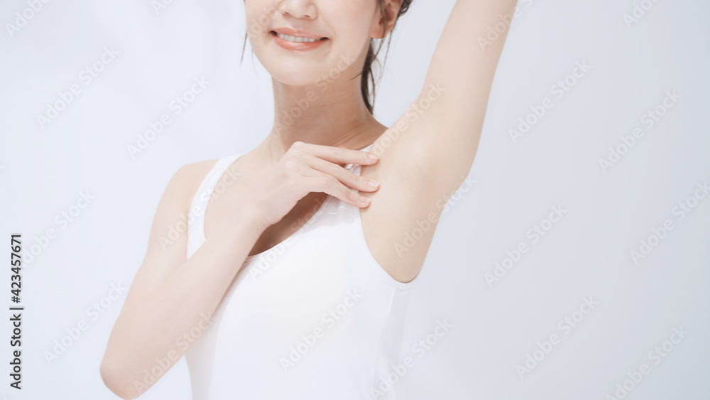 女性・わき・ムダ毛処理・脱毛