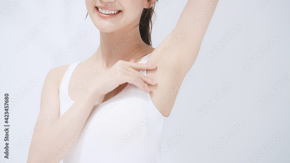 © naka - 女性・わき・ムダ毛処理・脱毛 © naka - 女性・わき・ムダ毛処理・脱毛