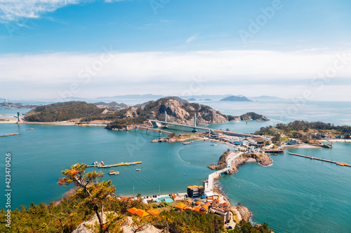 Fototapeta Naklejka Na Ścianę i Meble -  Panoramic view of Gogunsan Islands from Daejangbong peak in Gunsan, Korea